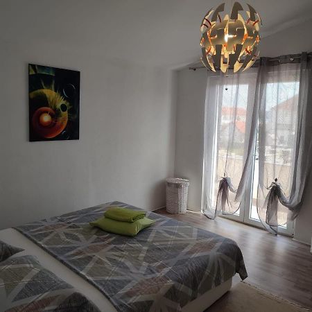 Murtela, 2-Bedroom Apartment Raslina Exterior foto