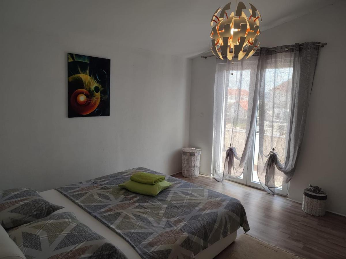 Murtela, 2-Bedroom Apartment Raslina Exterior foto